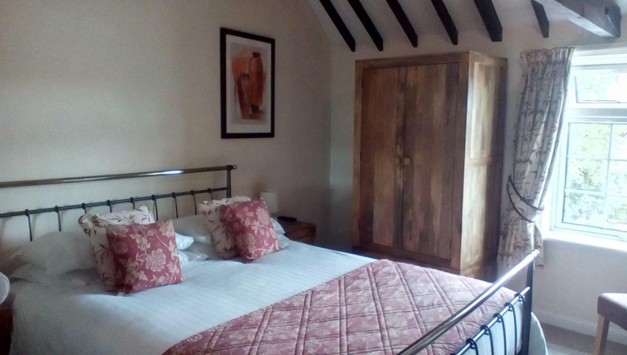 The Lincolnshire Poacher Inn Metheringham Dış mekan fotoğraf